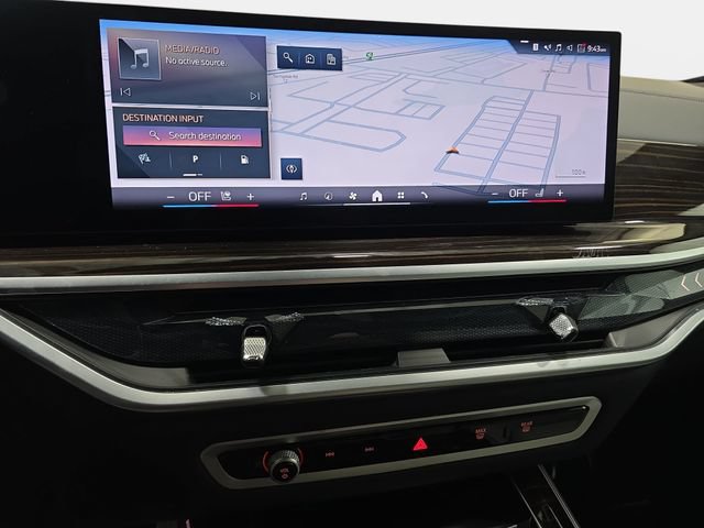 Used 2025 BMW X5 xDrive40i w/ Premium Package AWD/4WD image 16