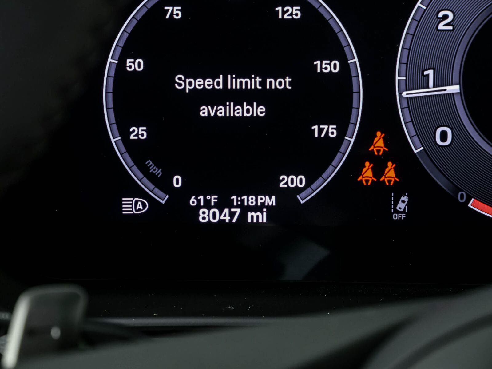 Used 2025 Porsche Cayenne S AWD/4WD image 12