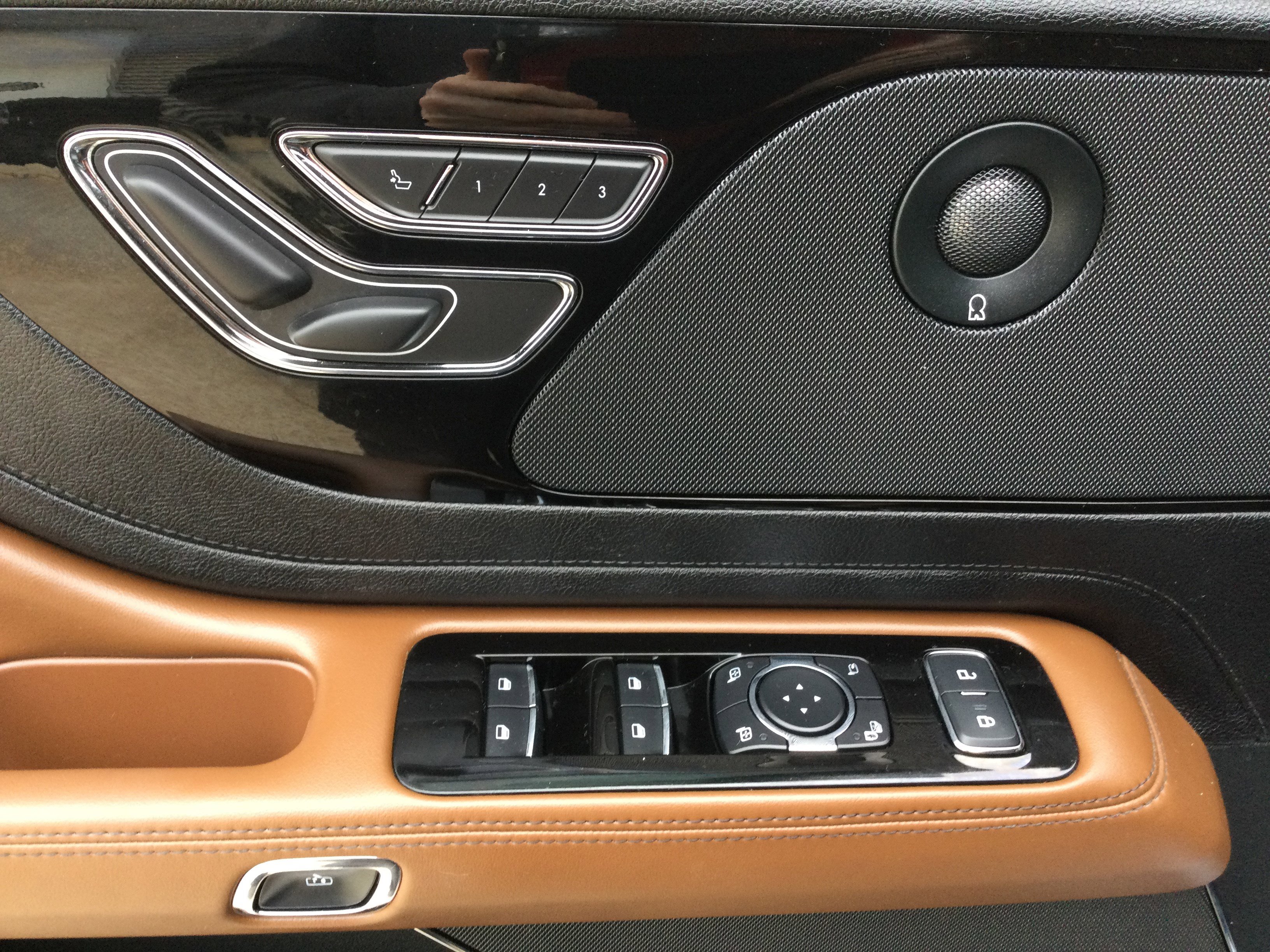 Used 2023 Lincoln Aviator Reserve w/ Jet Package image 14