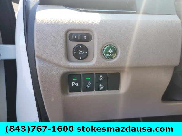 Used 2016 Honda Pilot Touring image 13