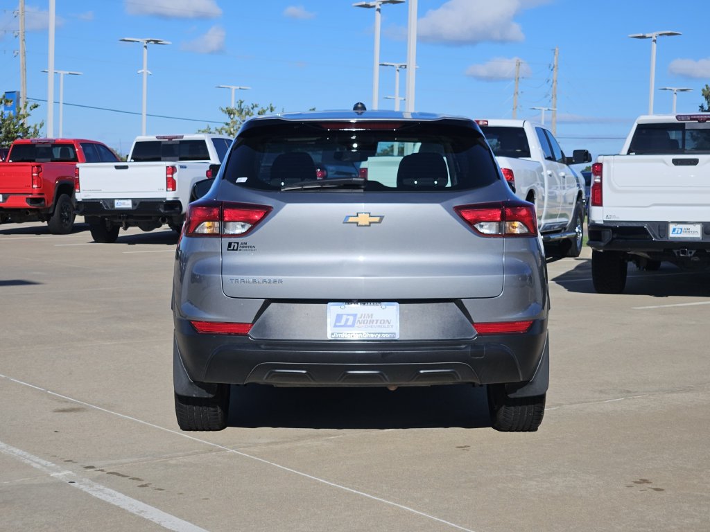 Used 2023 Chevrolet TrailBlazer LS FWD image 6