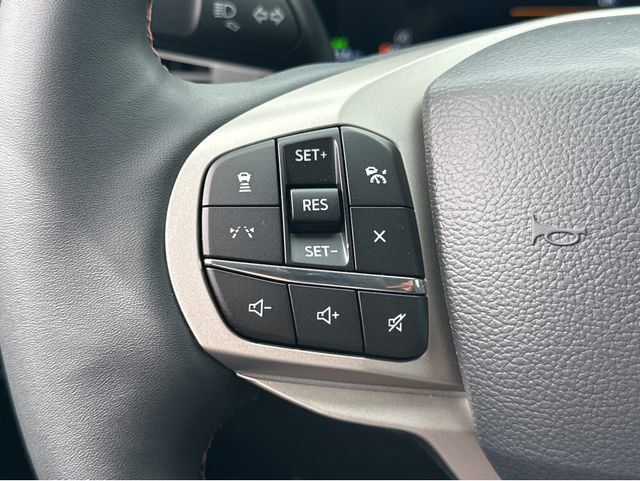 New 2026 Ford Explorer Active RWD image 26