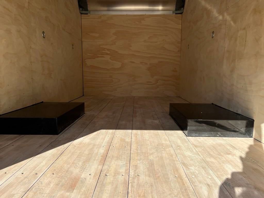 Used 2024 Ford Transit 250 image 19