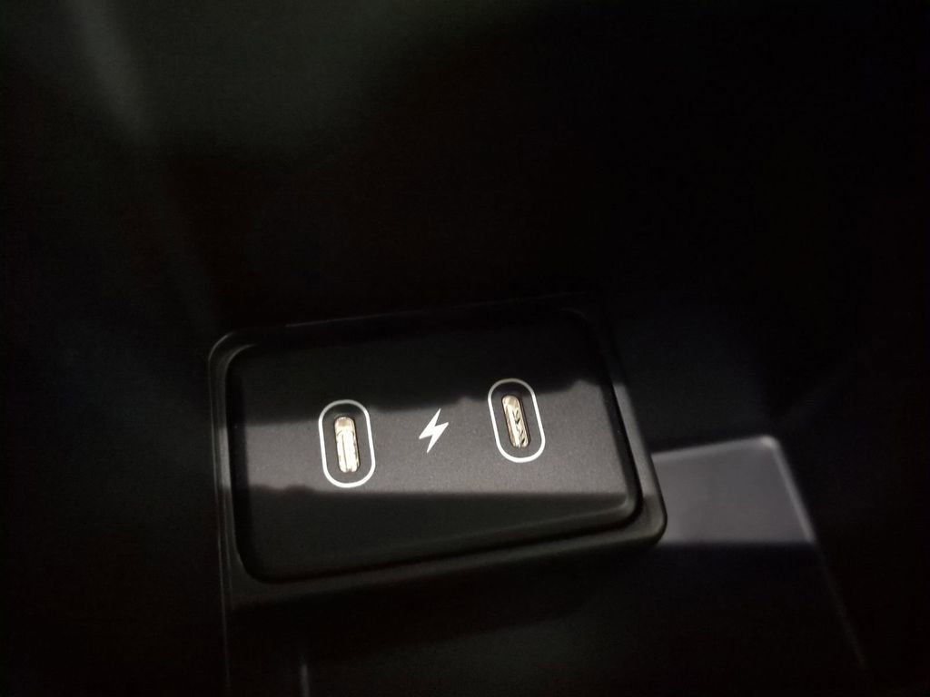 Certified 2025 Hyundai Kona SEL image 16
