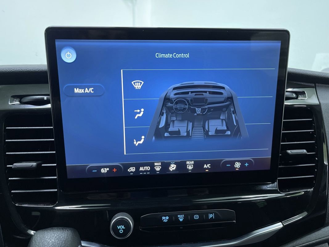 Used 2023 Ford Transit 350 XLT image 24