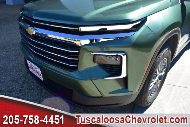 New 2027 Chevrolet Traverse LT w/ Driver Confidence Package FWD image 36