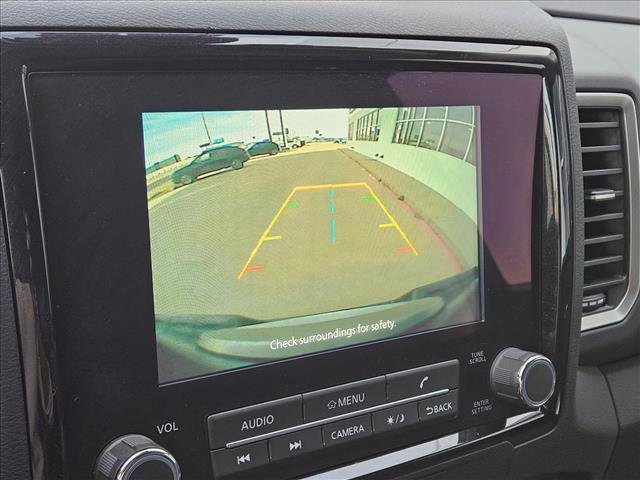 Used 2022 Nissan Frontier SV image 14