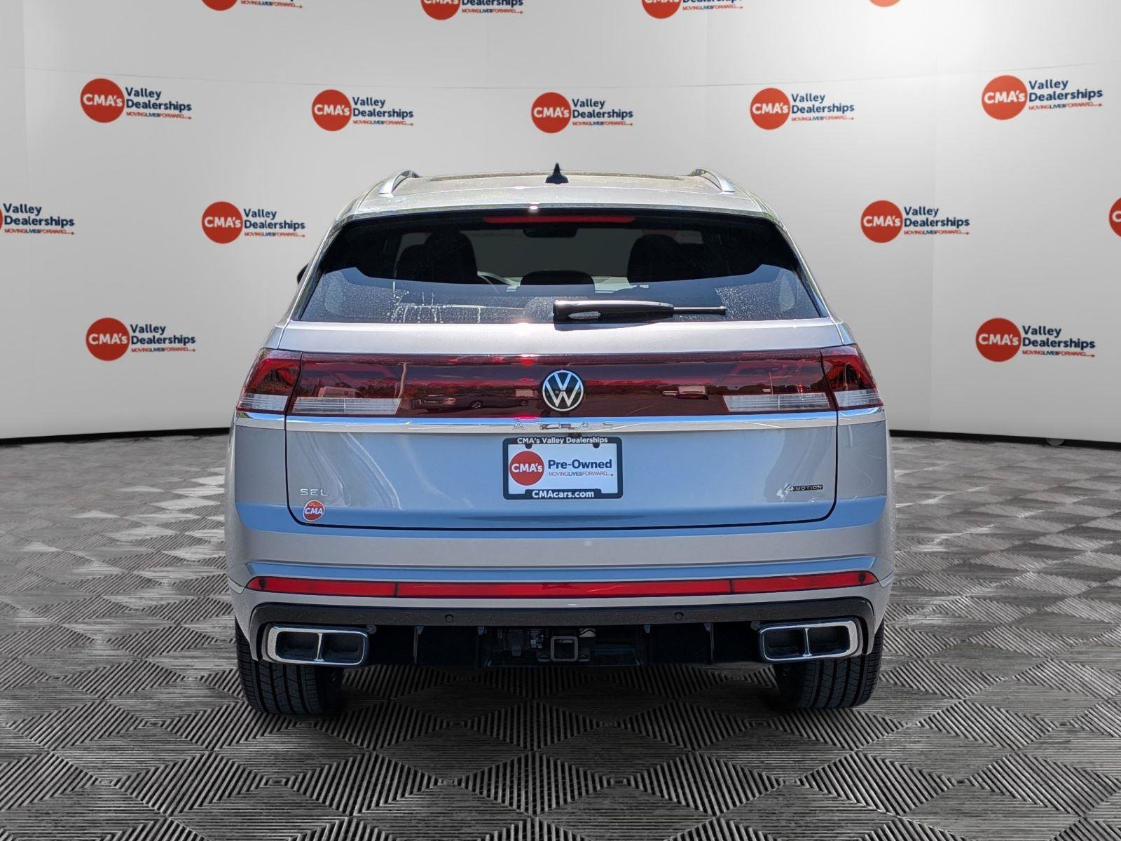 Used 2026 Volkswagen Atlas Cross Sport SEL Premium R-Line AWD/4WD image 6