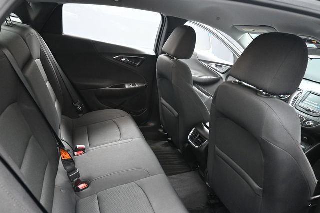 Used 2018 Chevrolet Malibu LT FWD image 34