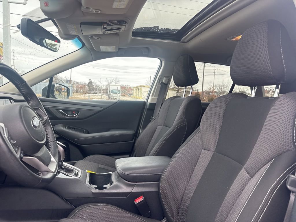 Used 2022 Subaru Outback Premium image 19