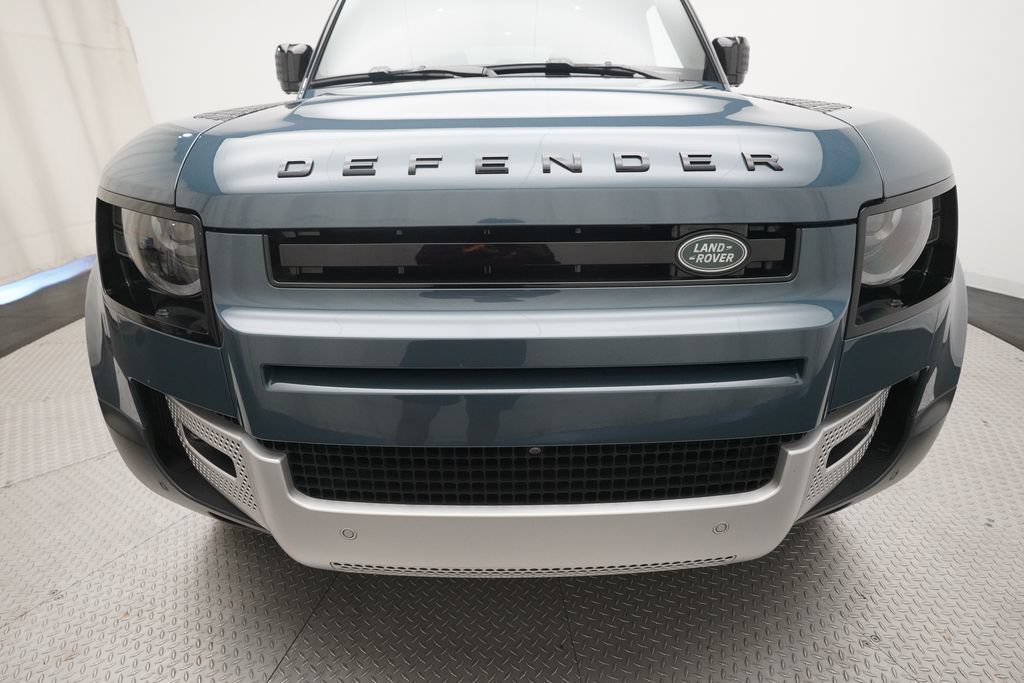 Used 2025 Land Rover Defender 110 S AWD/4WD image 21