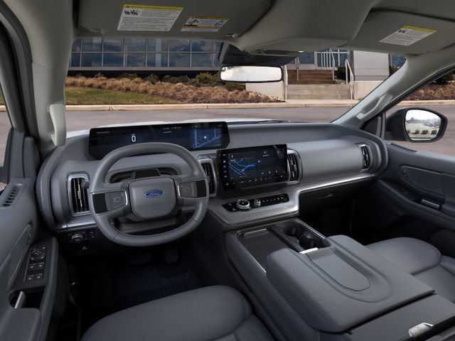 New 2026 Ford Expedition Active AWD/4WD image 9