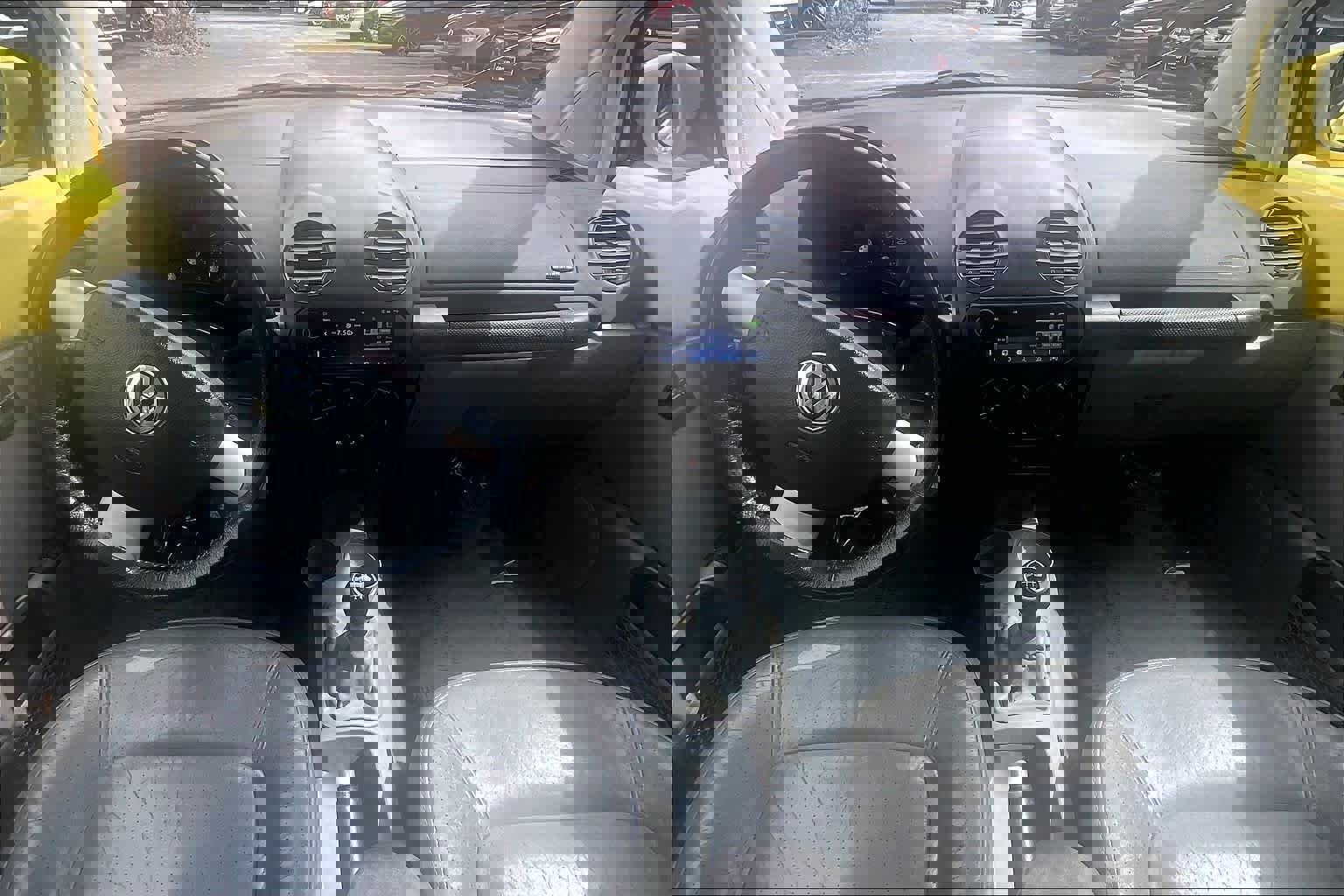 Used 2001 Volkswagen Beetle GLX FWD image 15