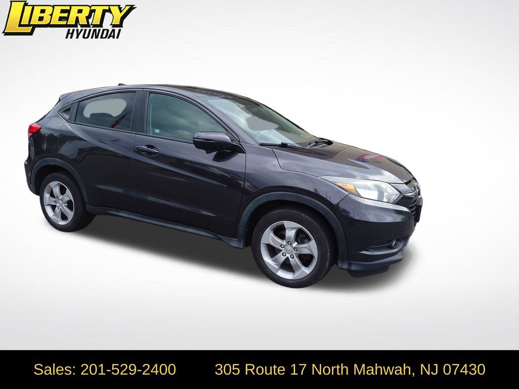 Used 2017 Honda HR-V EX image 1