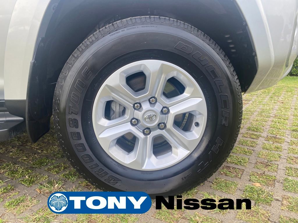 Used 2024 Toyota 4Runner SR5 image 27