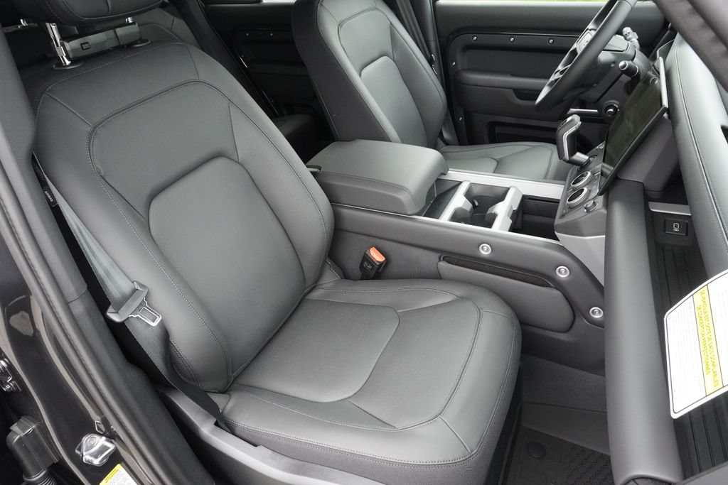 New 2026 Land Rover Defender 110 X AWD/4WD image 24