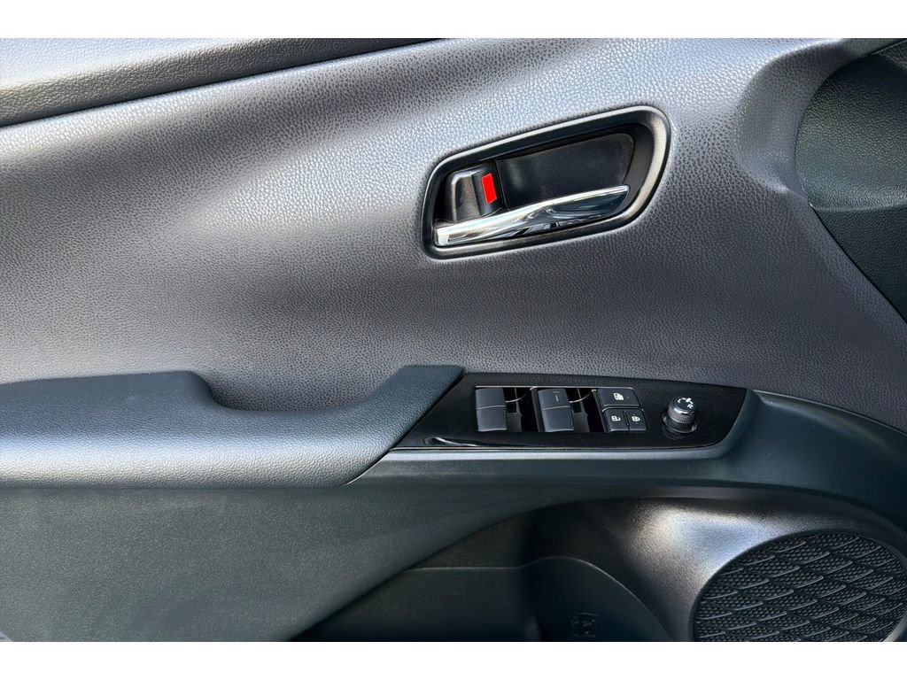 Certified 2022 Toyota Prius Prime LE FWD image 11