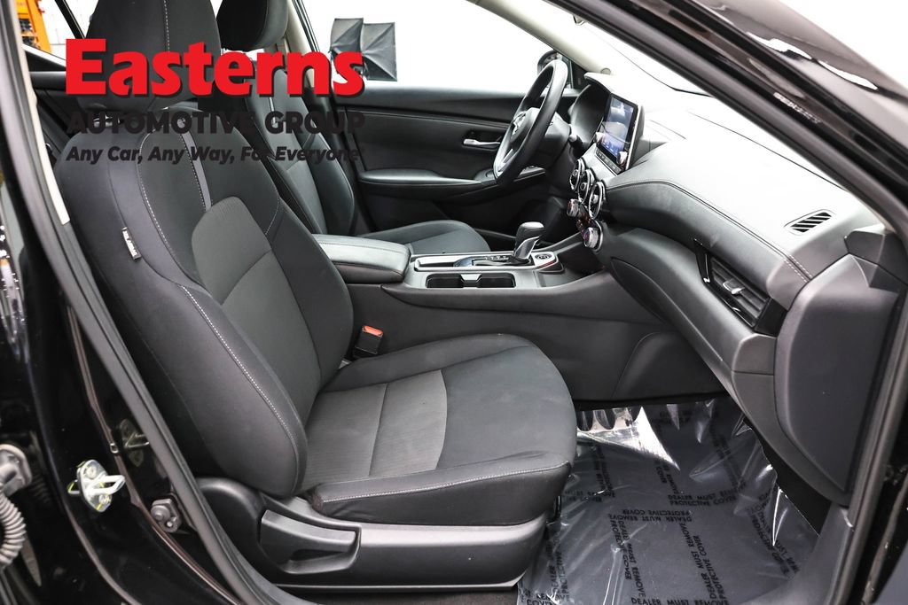 Used 2024 Nissan Sentra SV FWD image 24