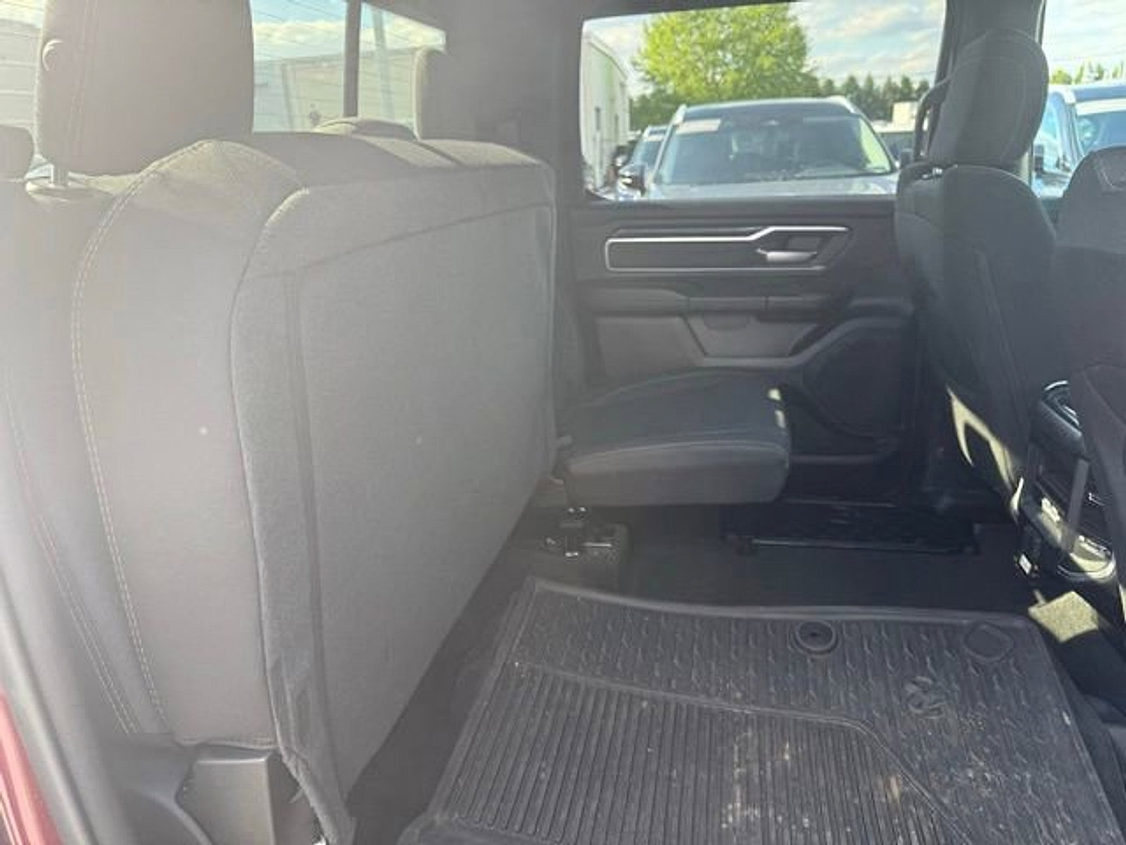 Used 2022 RAM 1500 Big Horn AWD/4WD image 24