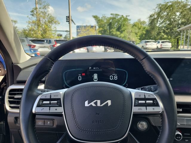 Used 2025 Kia Telluride S FWD image 26