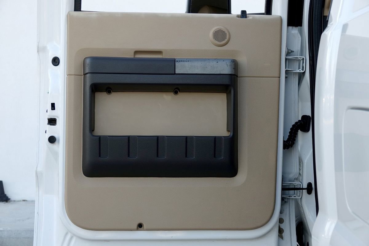 Used 2015 Ford F250 Lariat w/ Chrome Package image 24