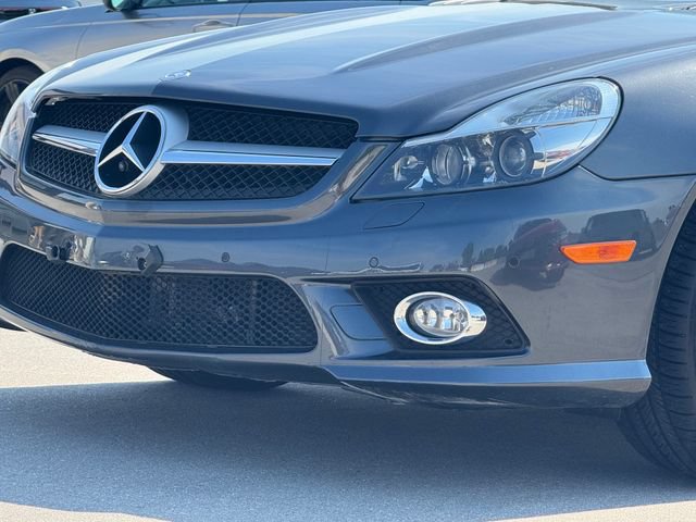 Used 2011 Mercedes-Benz SL 550 image 3