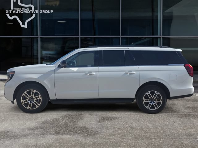 Used 2026 Ford Expedition Max Active AWD/4WD image 2