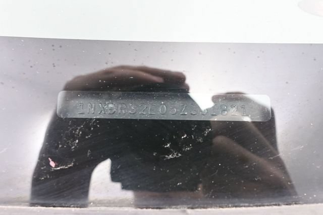 Used 2005 Toyota Corolla LE FWD image 42