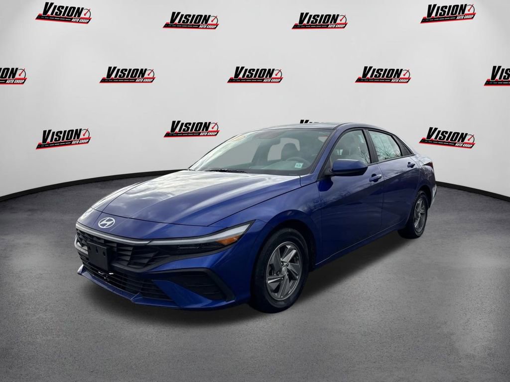 Certified 2024 Hyundai Elantra SE