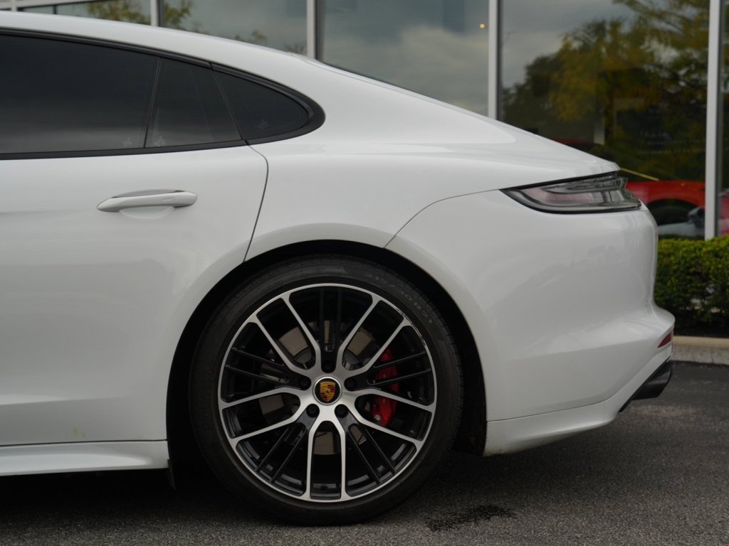 Used 2021 Porsche Panamera GTS AWD/4WD image 9