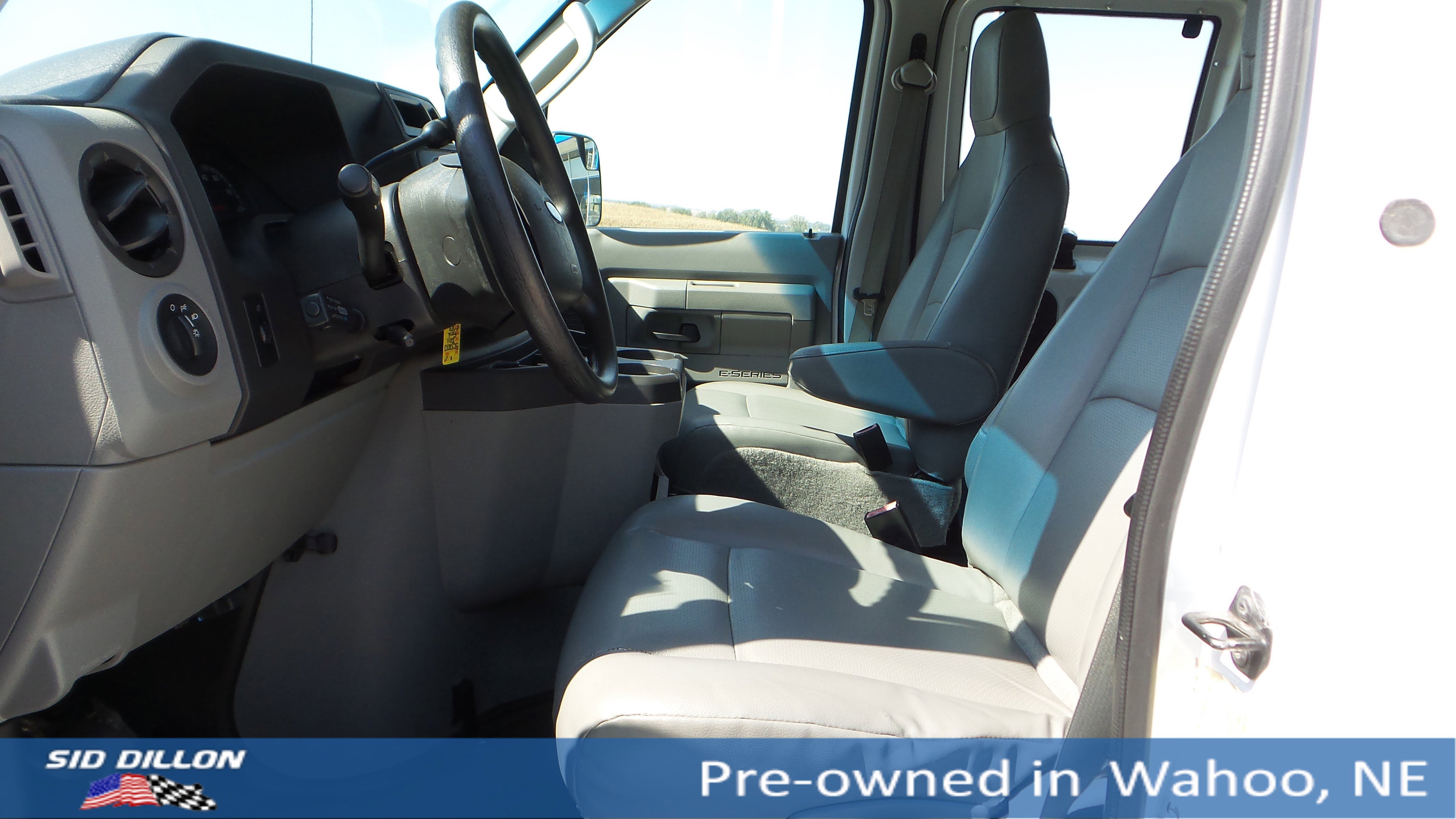 Used 2011 Ford E-350 and Econoline 350 XL image 9