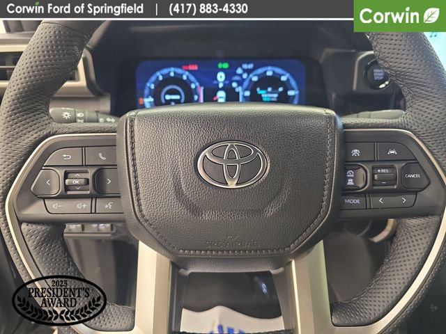 Used 2025 Toyota Tacoma Limited image 36