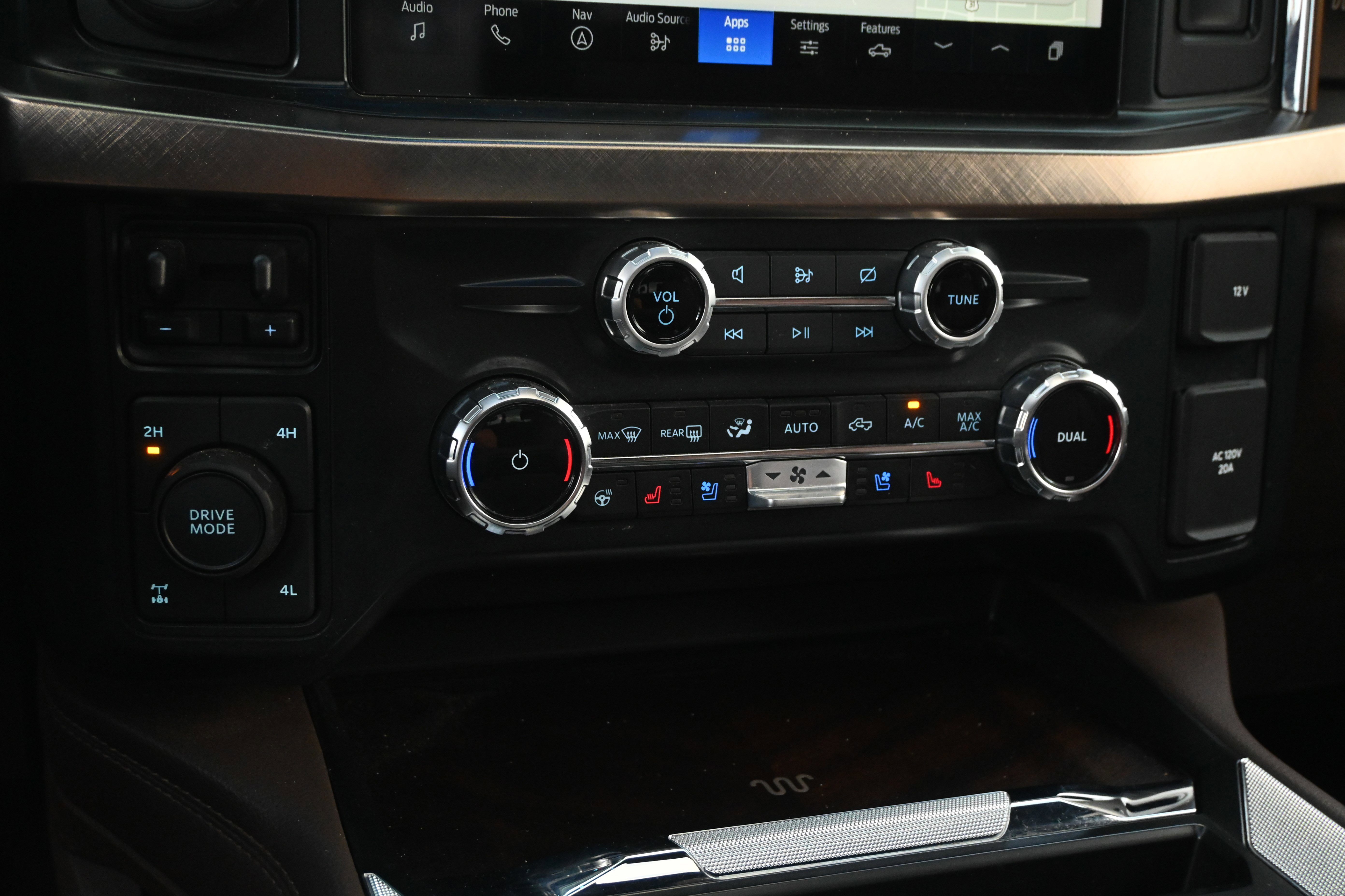 Used 2023 Ford F350 King Ranch w/ Chrome Package image 21