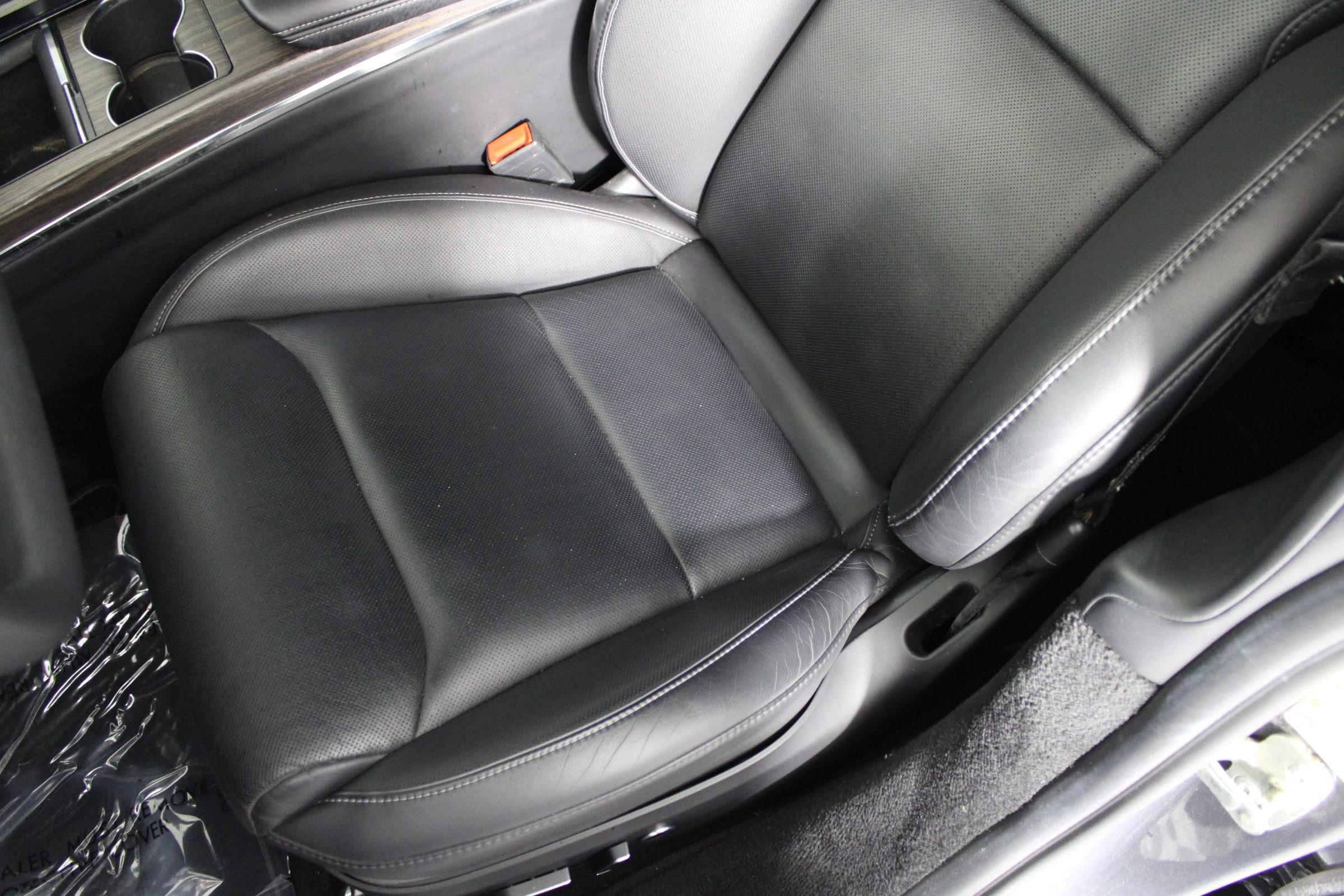 Used 2021 Tesla Model S Plaid image 33