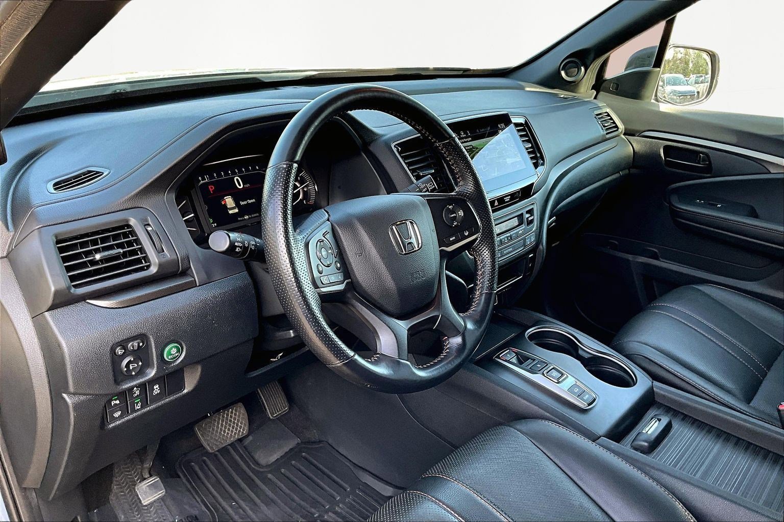 Certified 2023 Honda Passport TrailSport image 19