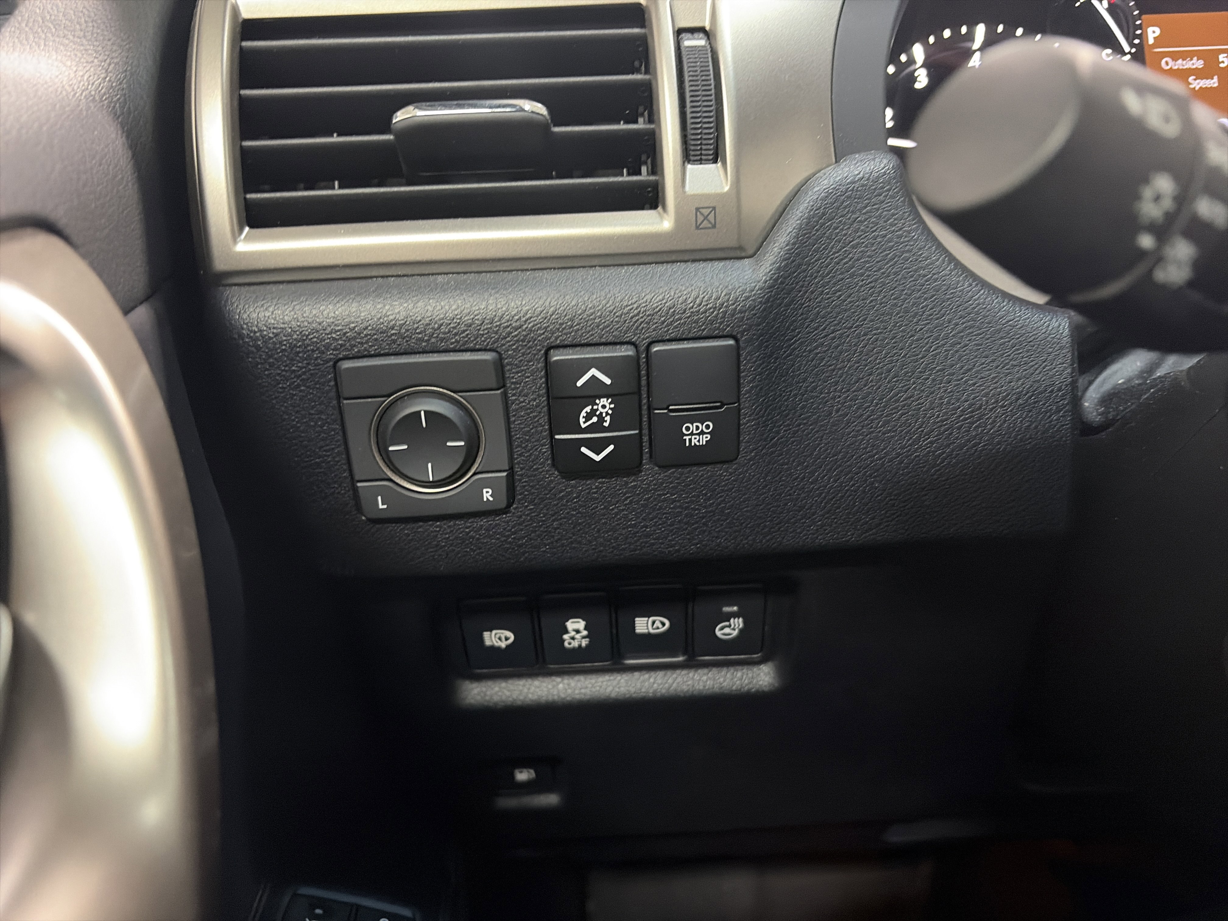 Used 2021 Lexus GX 460 Premium w/ Premium Package image 19