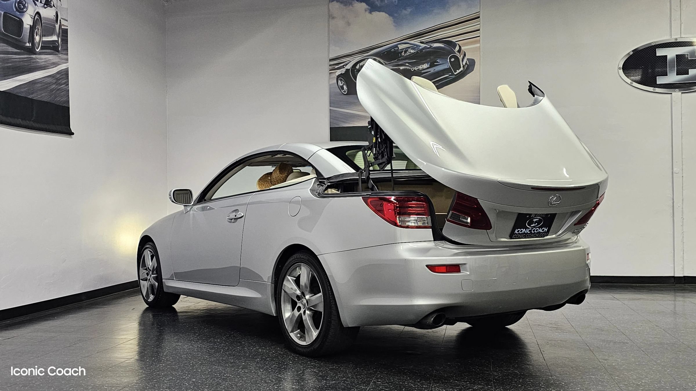Used 2011 Lexus IS 250C RWD image 30