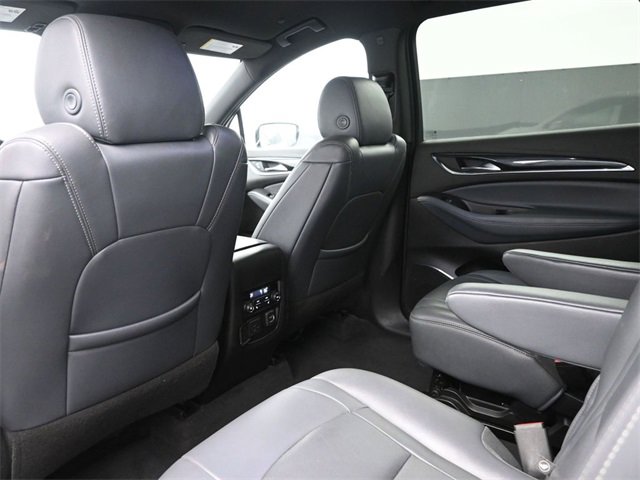 Used 2022 Buick Enclave Premium image 11