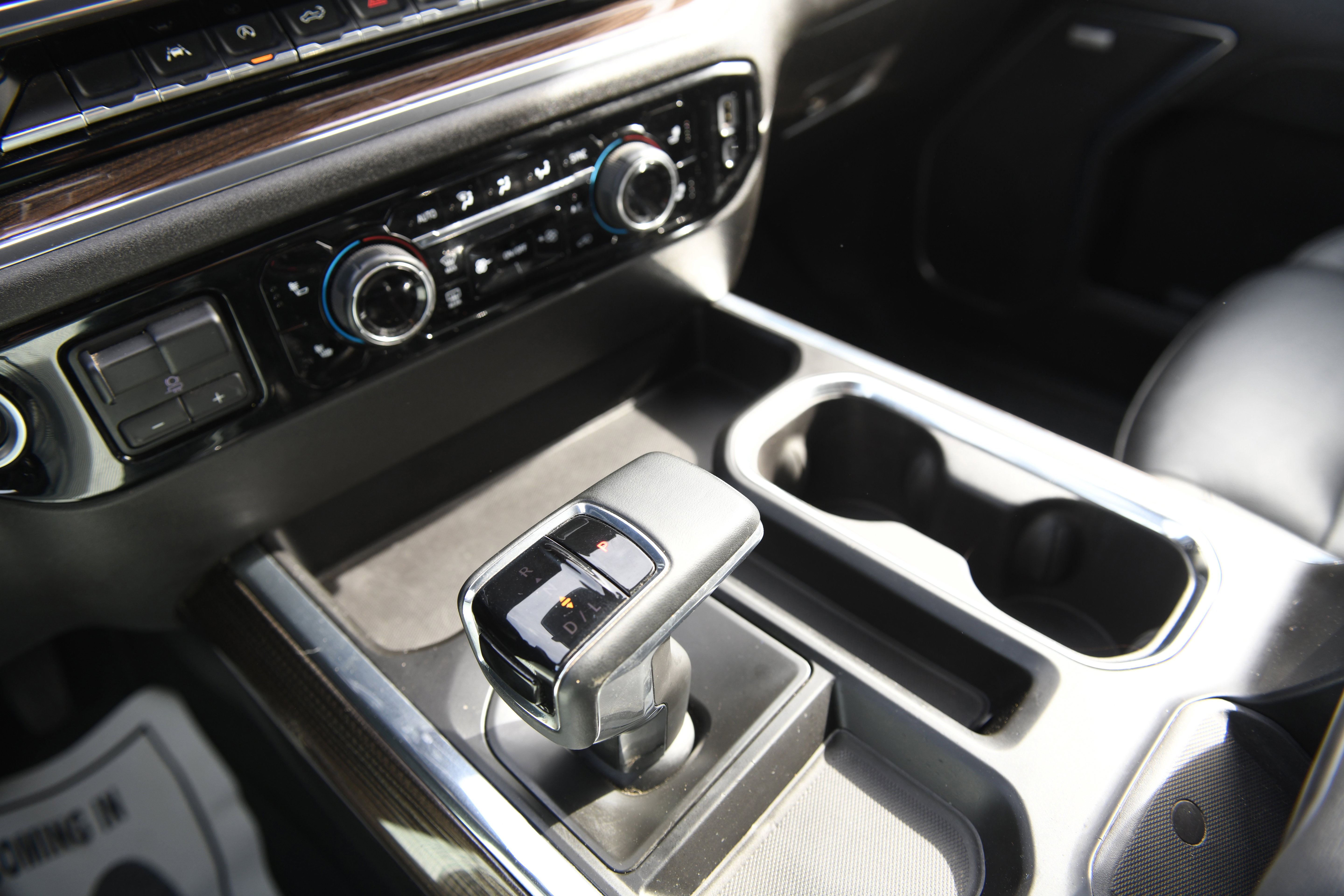 Used 2024 Chevrolet Silverado 1500 RST w/ Convenience Package II image 26