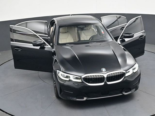 Used 2019 BMW 330i Sedan w/ Premium Package RWD image 43