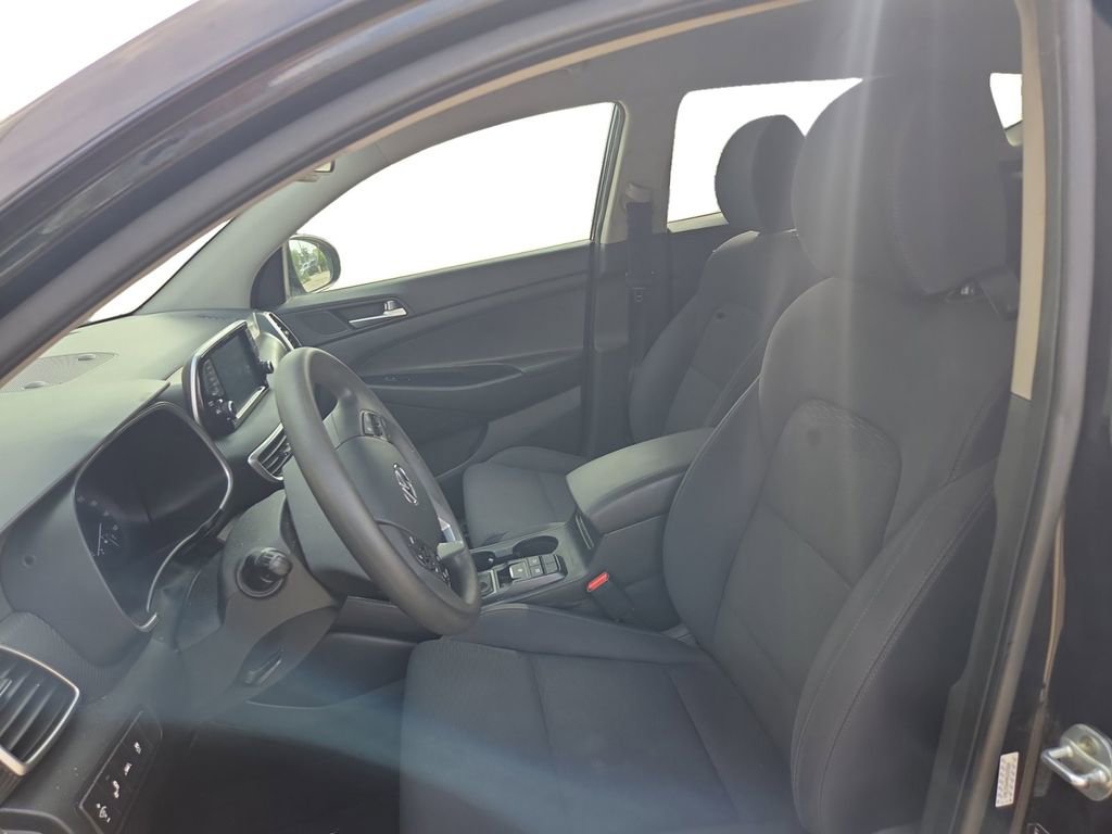 Certified 2021 Hyundai Tucson Value w/ Cargo Package FWD image 9