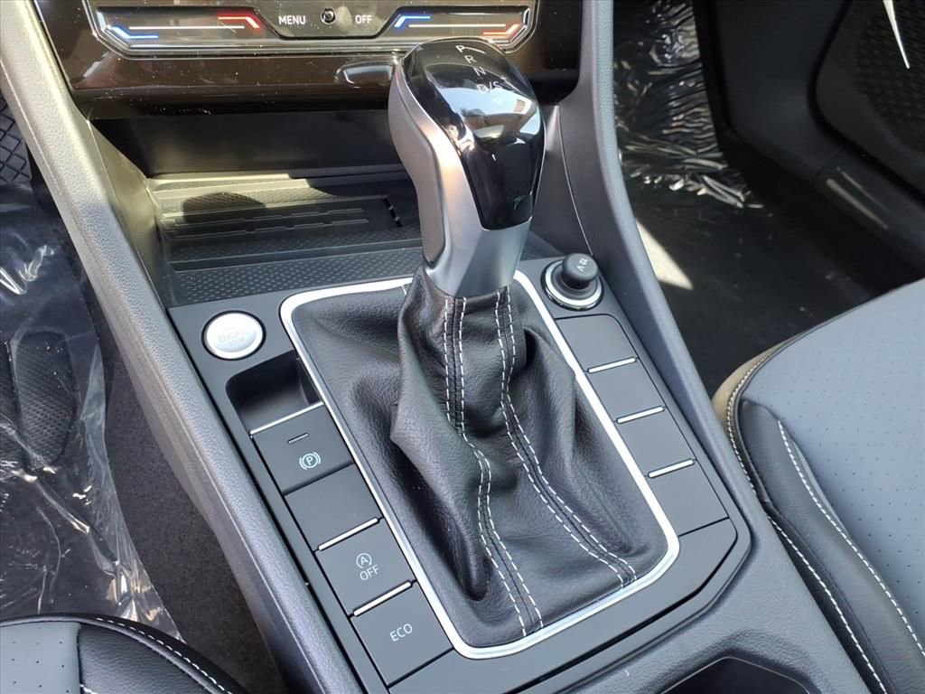 New 2026 Volkswagen Jetta SE FWD image 13