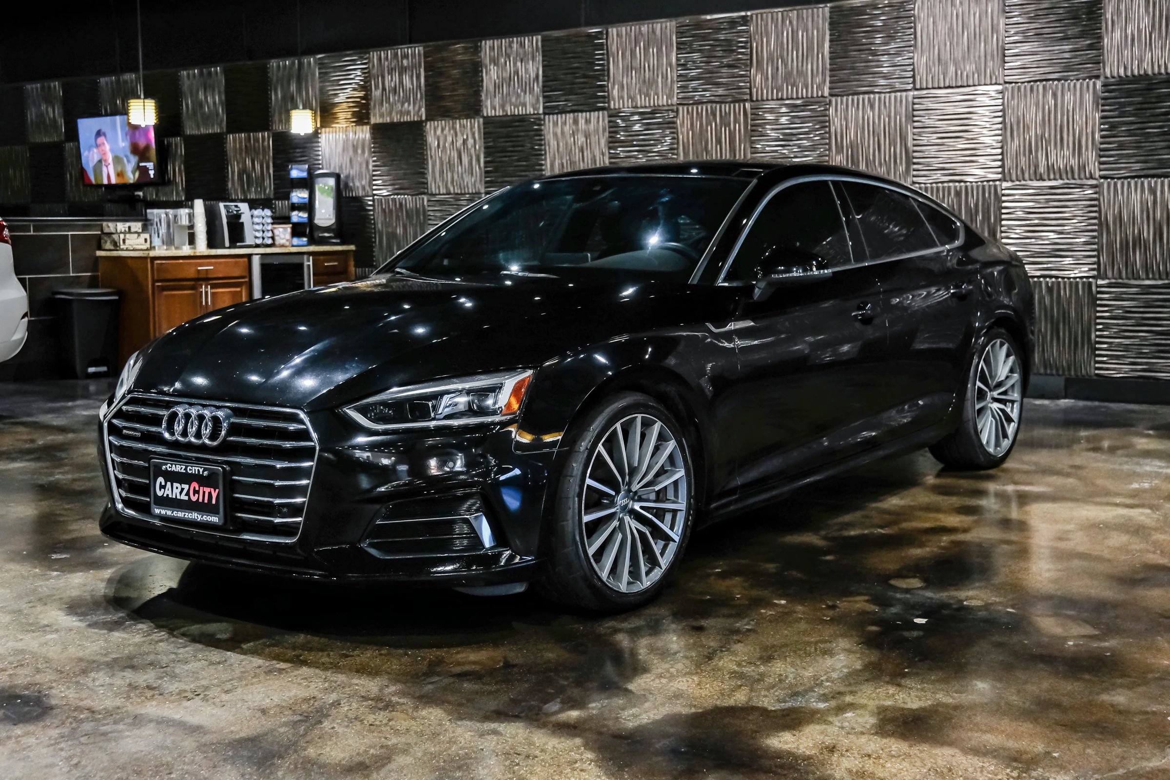Used 2018 Audi A5 2.0T Premium Plus w/ Premium Plus AWD/4WD image 7
