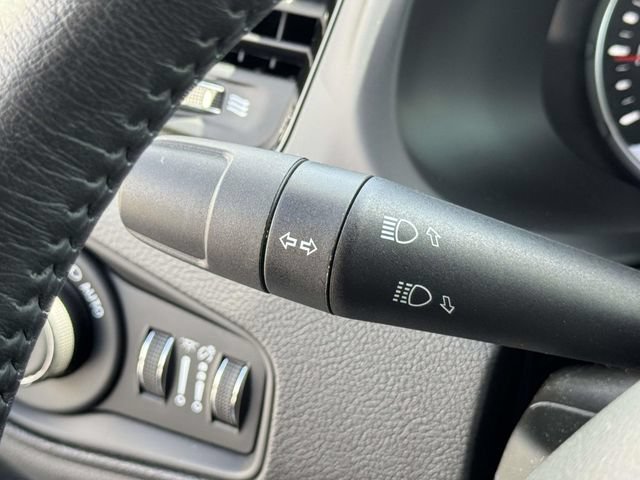 Used 2020 Jeep Renegade Altitude AWD/4WD image 27