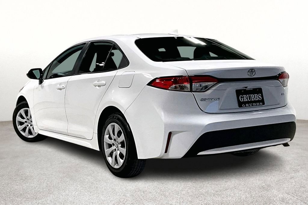 Used 2022 Toyota Corolla LE image 15