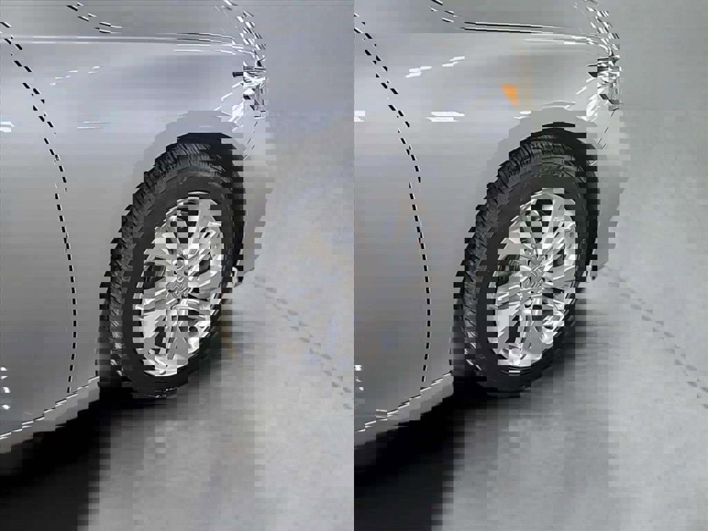 Used 2020 Honda Accord LX image 25