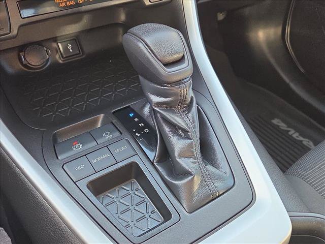 Used 2020 Toyota RAV4 LE w/ All Weather Liner Package FWD image 12