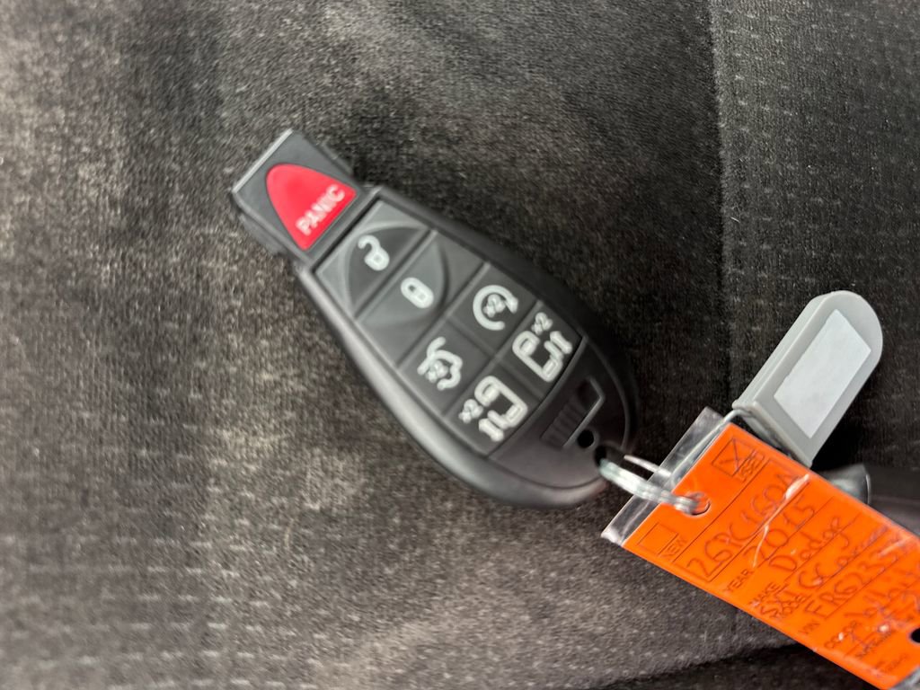 Used 2015 Dodge Grand Caravan SXT FWD image 29
