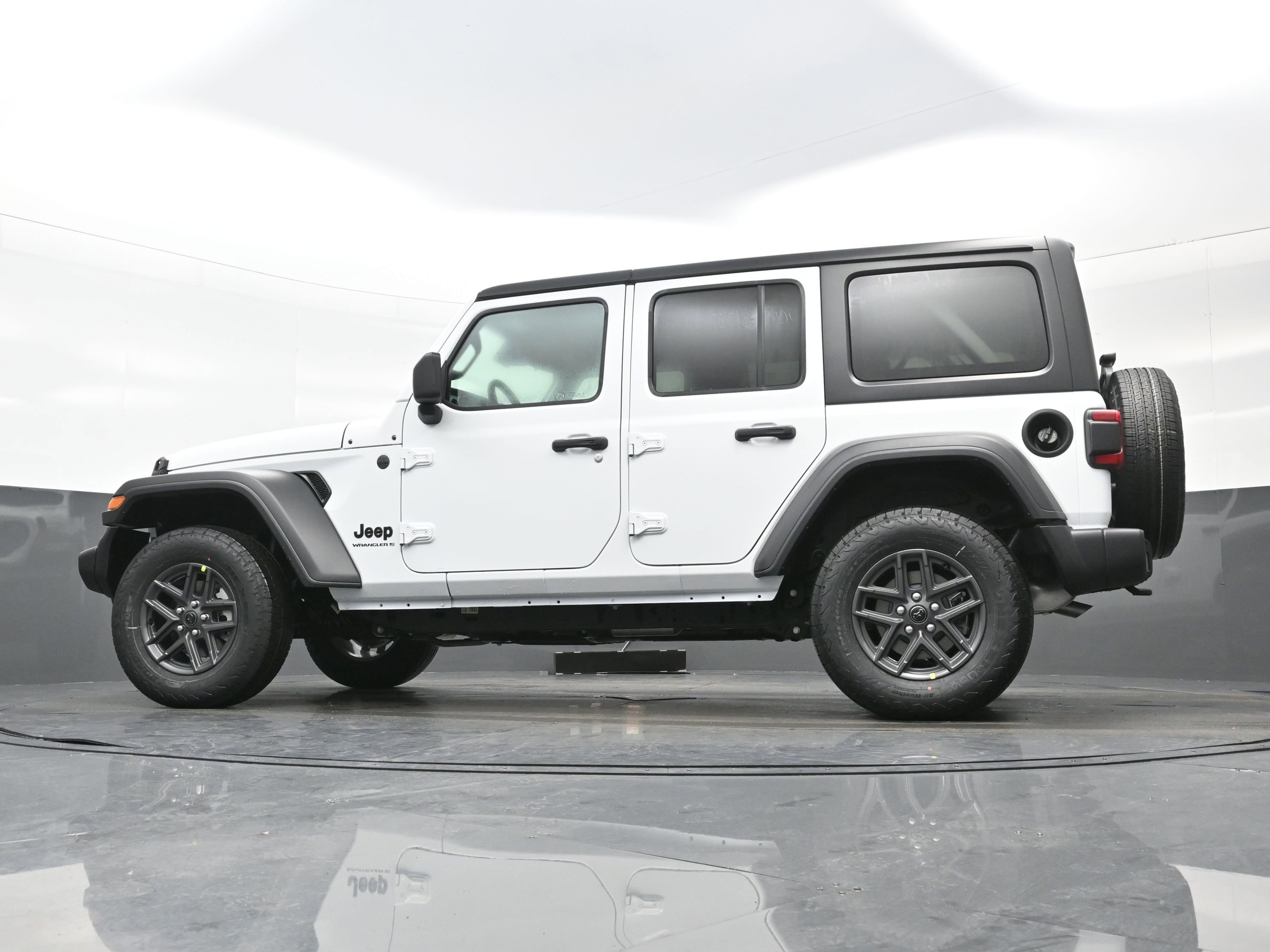 New 2025 Jeep Wrangler Sport S AWD/4WD image 12