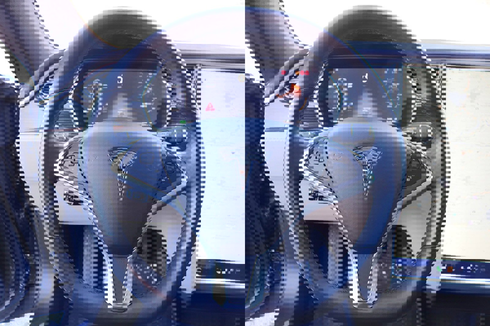 Used 2015 Tesla Model S 70D image 26